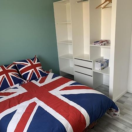 Вилла Ecouves : Maison Toute Equipee Экстерьер фото